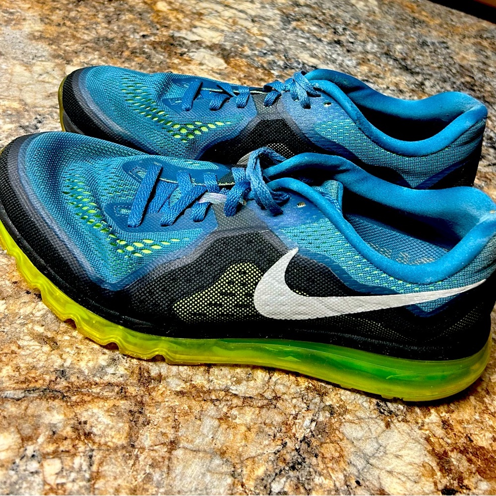 Nike Air Max size 12